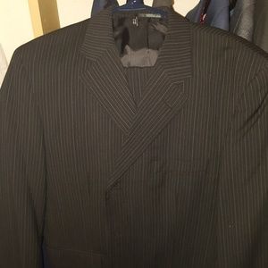 Jines New York Suit